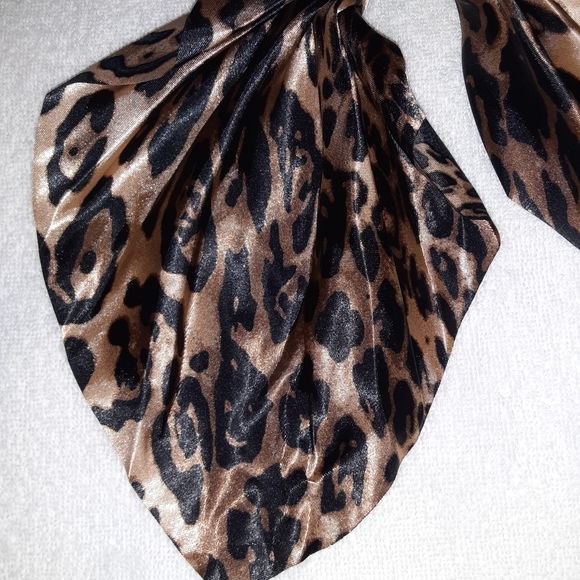 Animal Print Scarf Hair Scrunchie - Picture 3 of 4